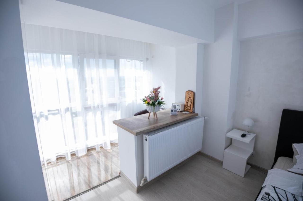 Apartament Central Târgu Jiu Екстериор снимка